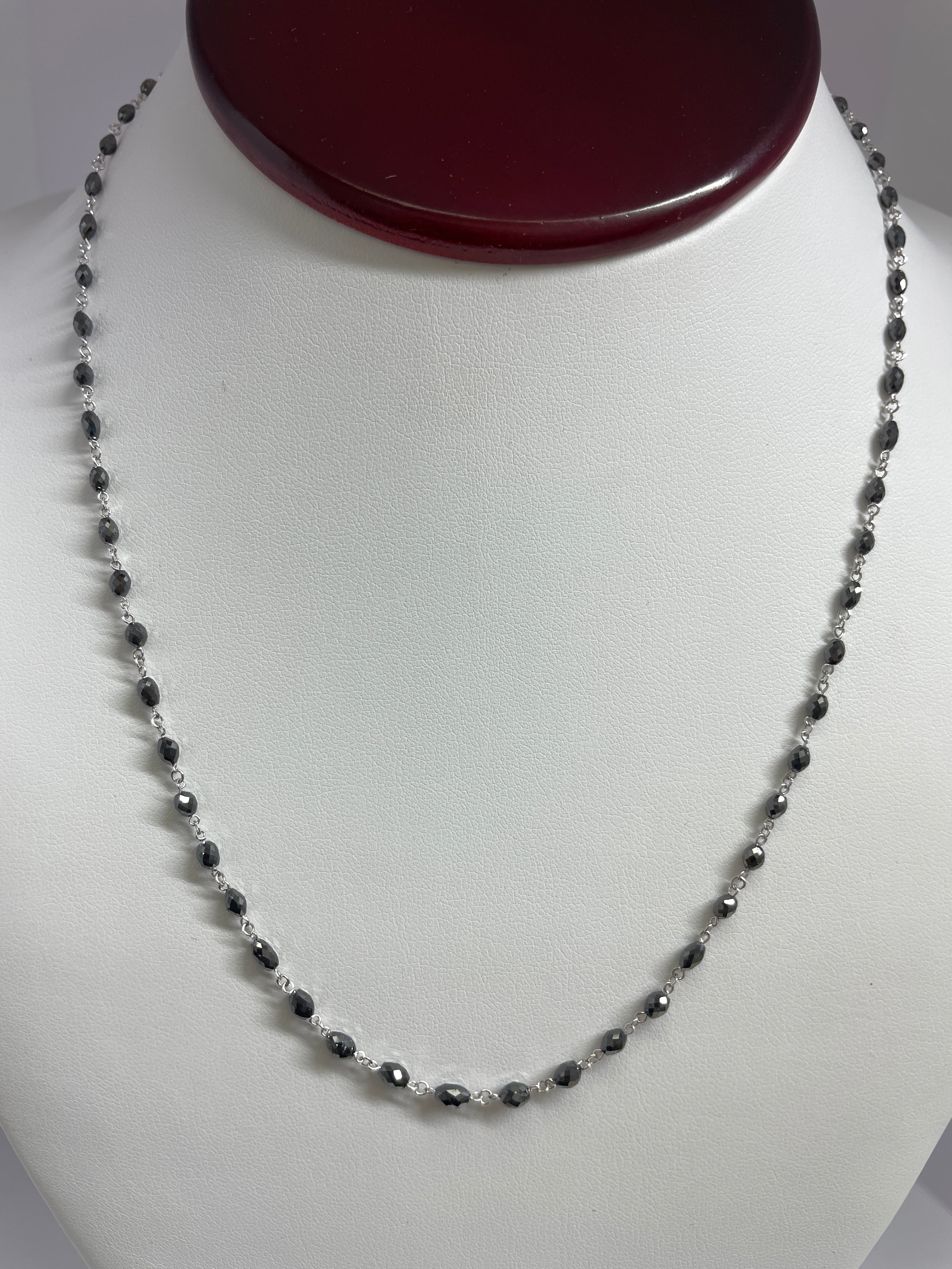 18K White Gold Oval Beads Necklace