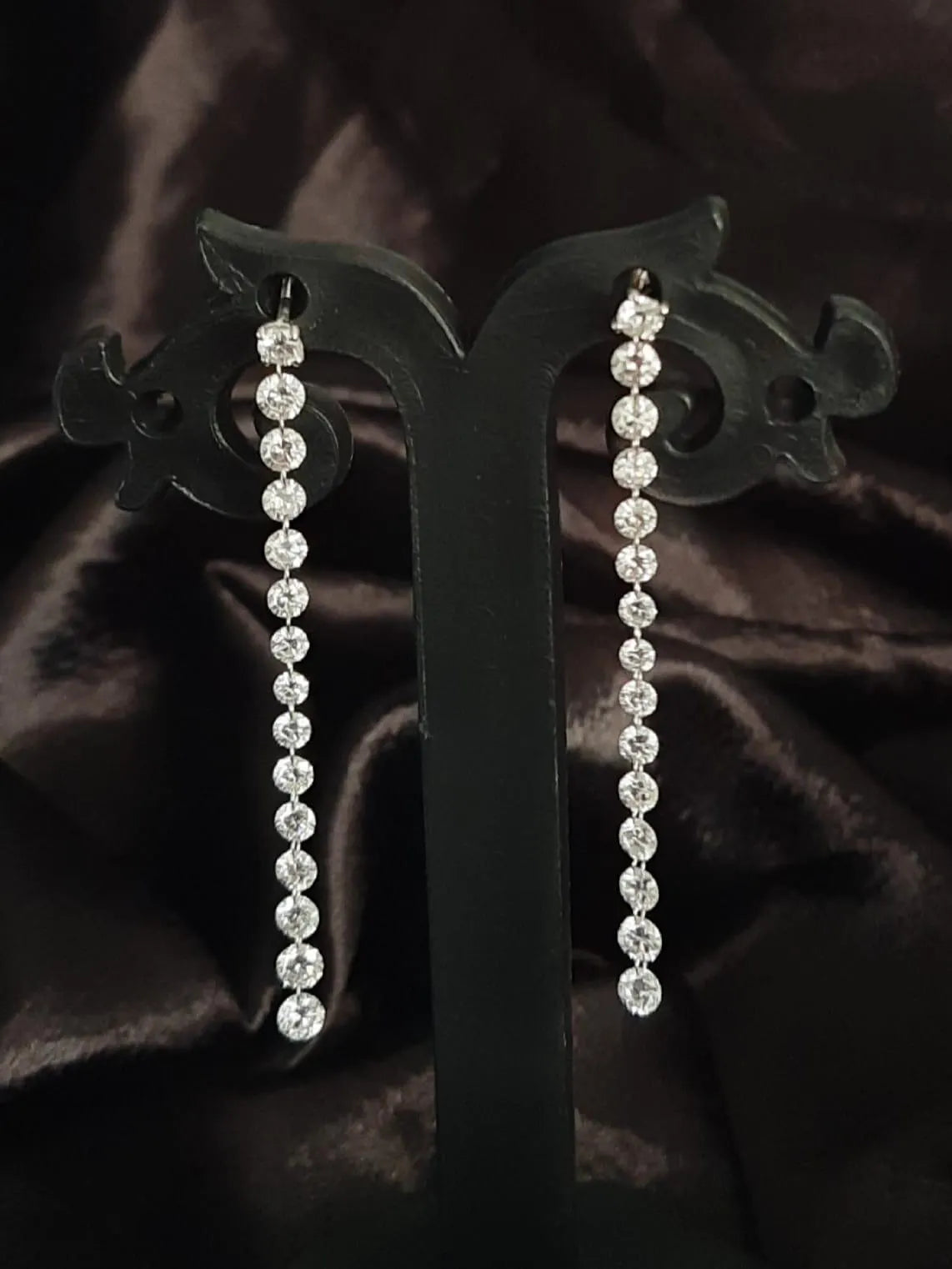 Round Cut in 14K White Gold 3.65 to 2.65 mm