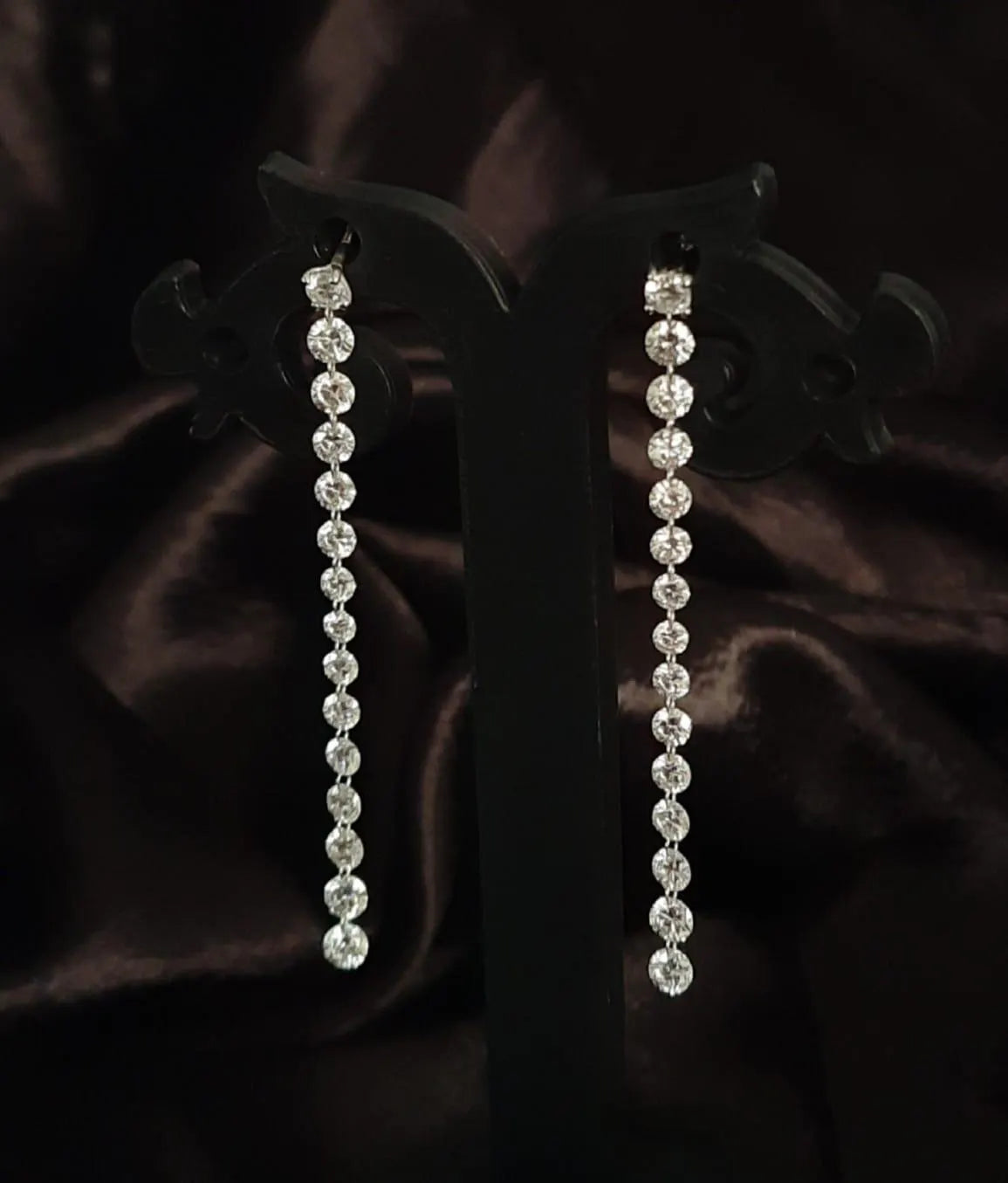 Diamond stud for women