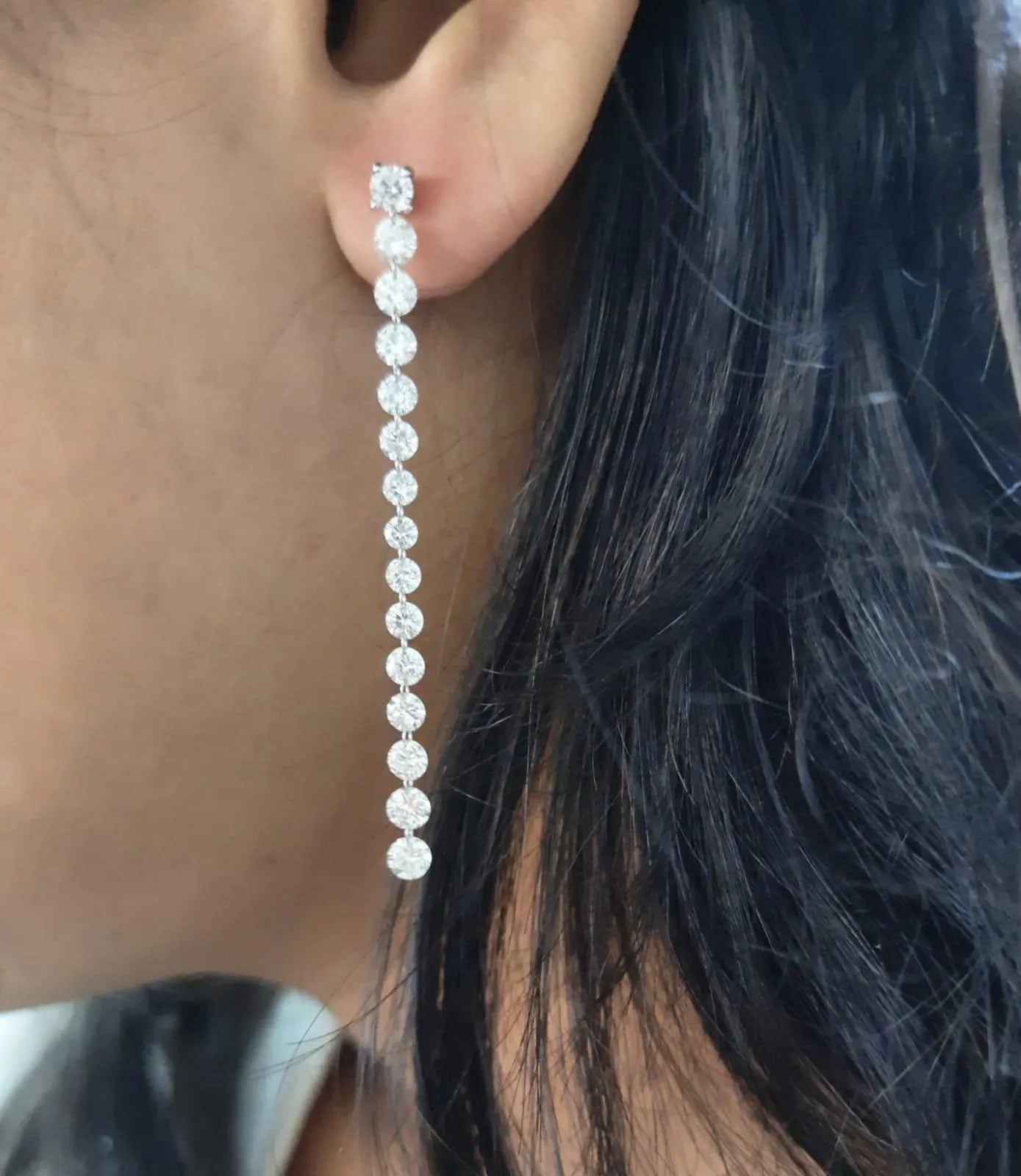 Round Cut in 14K White Gold 3.65 to 2.65 mm