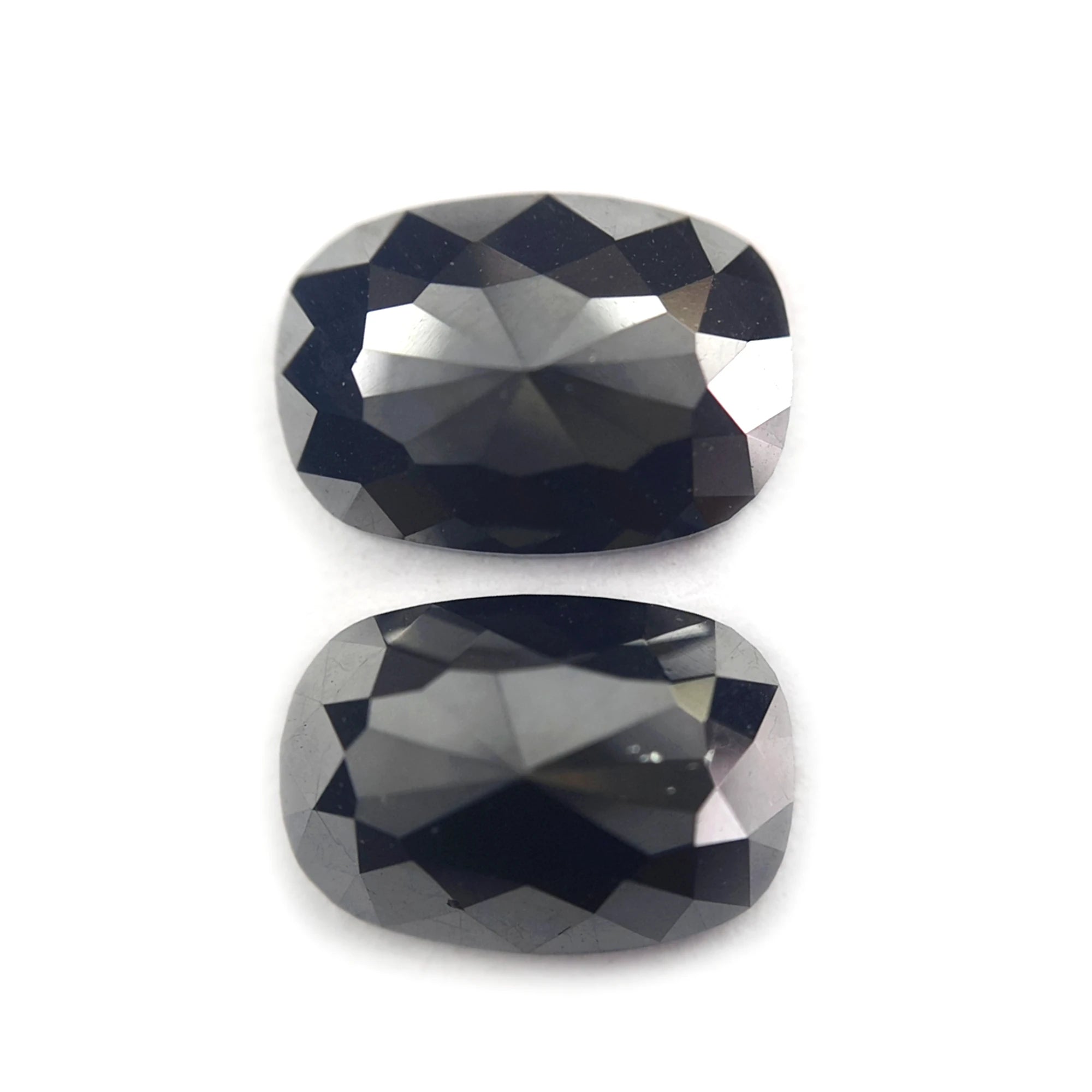 Cushion Black Diamond